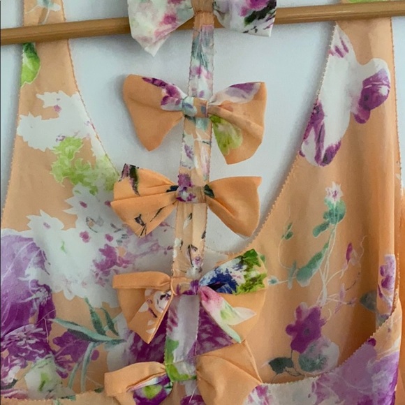 LF Millau Sheer Racerback Tank with Back Bow strap - Picture 3 of 5